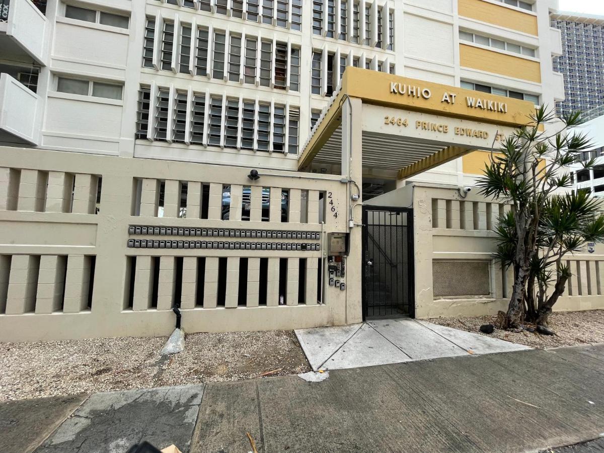 Amazing Waikiki Beach Condo 2Bed2Bath+Free Parking Хонолулу Екстериор снимка